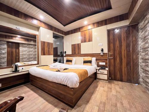 Hotel Victory At Mall Road 西姆拉 外观 照片